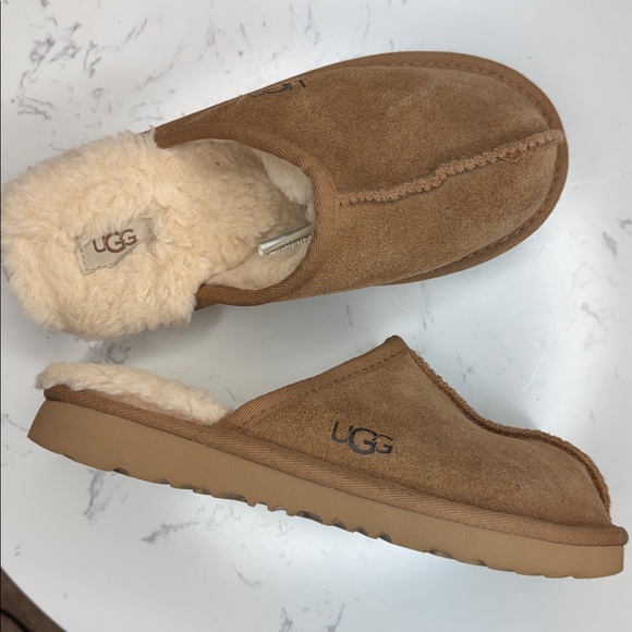 UGG Kids Keegan Brown Chestnut Slippers with Cream Lining - Kids youth 3 - Picture 14 of 14